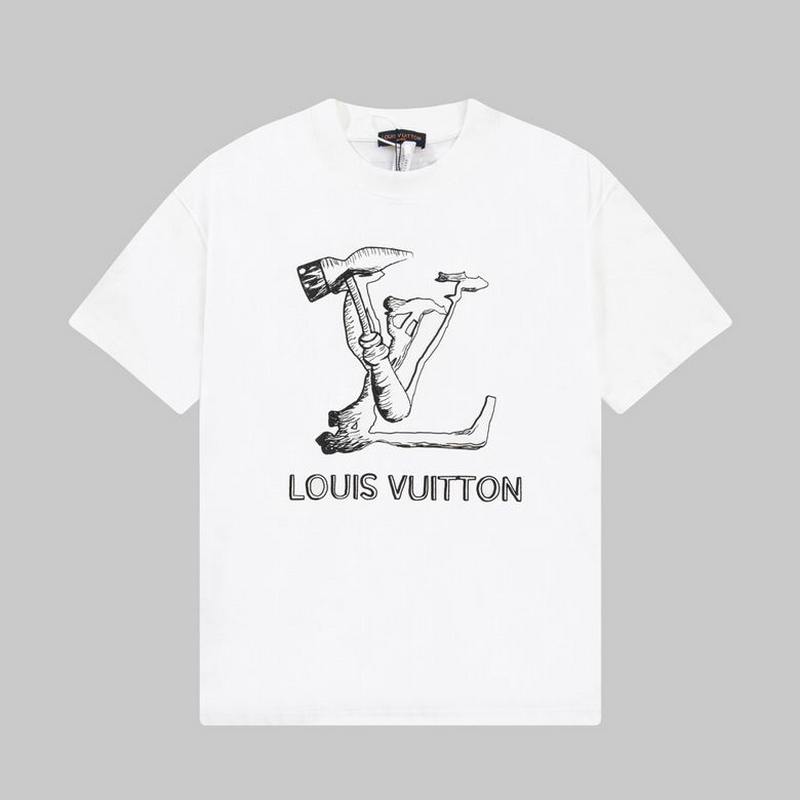 Louis Vuitton Men's T-shirts 68